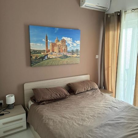 Sunrise Court Apartment Marsaskala Luaran gambar