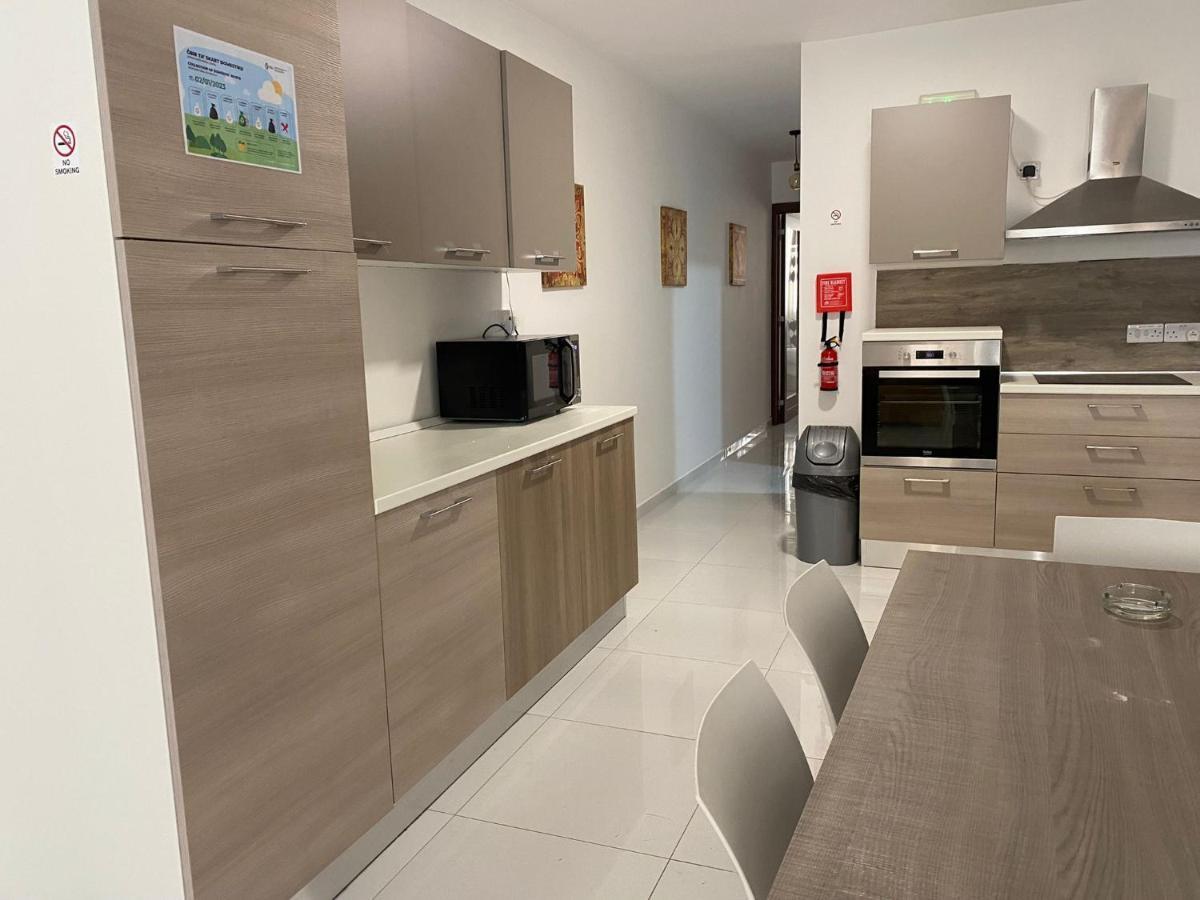 Sunrise Court Apartment Marsaskala Luaran gambar