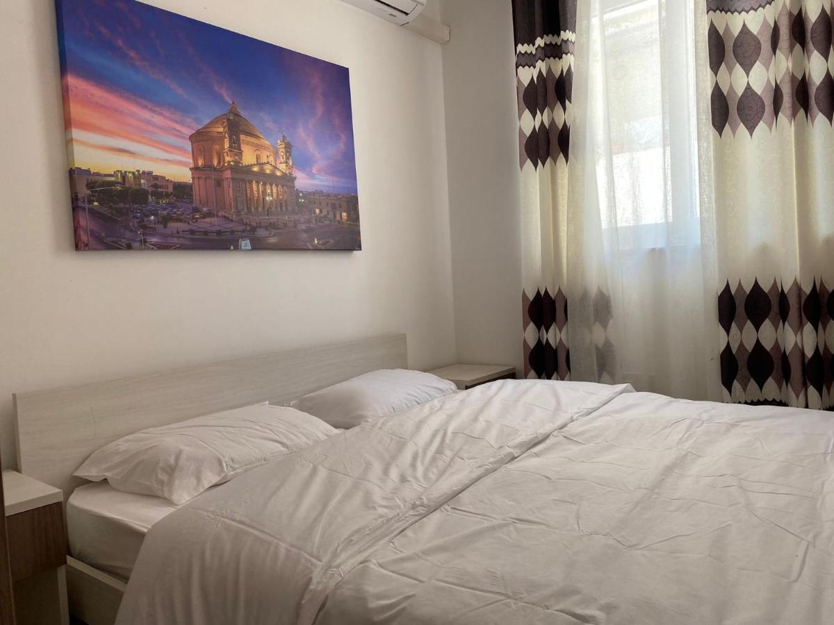 Sunrise Court Apartment Marsaskala Luaran gambar