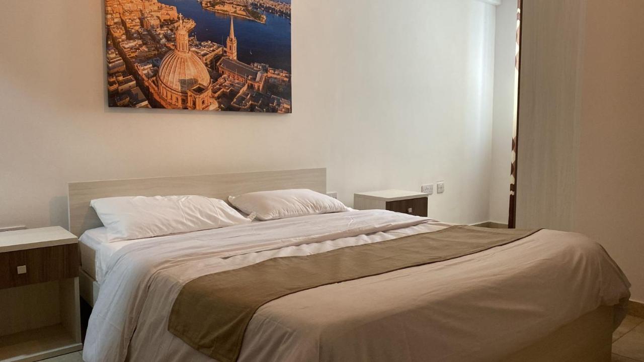 Sunrise Court Apartment Marsaskala Luaran gambar