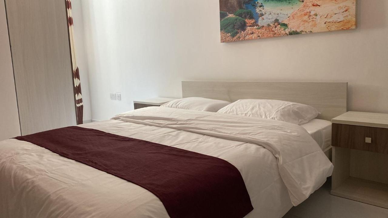 Sunrise Court Apartment Marsaskala Luaran gambar